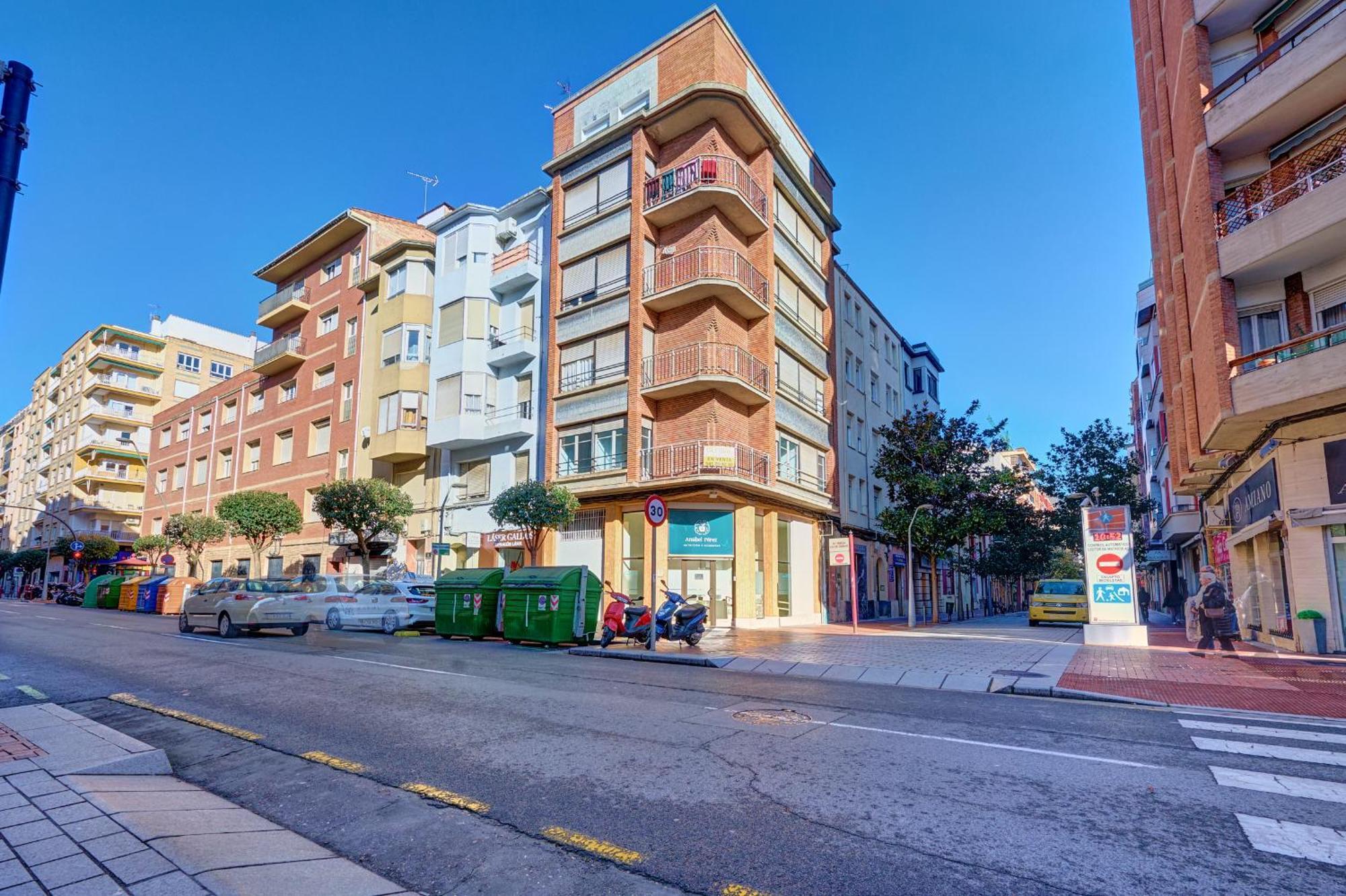 דירות לוגרוניו Casa Galdos By Clabao מראה חיצוני תמונה